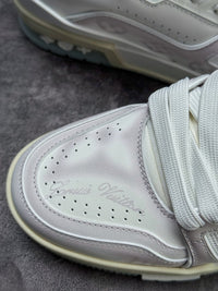 LOU Trainers