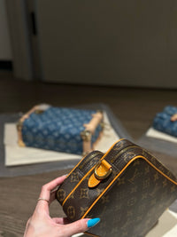 LOU Nil Bag