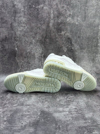 LOU Trainers