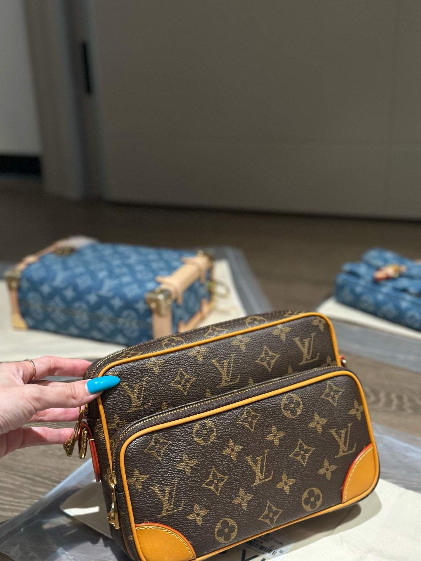 LOU Nil Bag