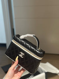 CC 26s Vanity Bag