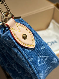 LOU Valley Pochette bag