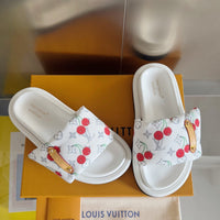 LOU Pool Pillow Sandals