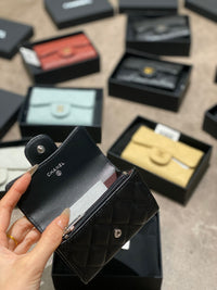 CC CF Cardholder