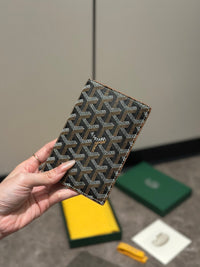 GOYA Passport Holder