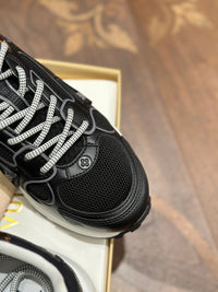 LOU Olympia Trainers