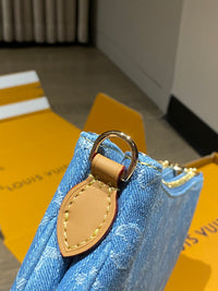 LOU Liv Pochette
