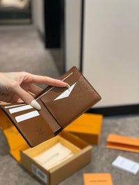 LOU Multiple Wallet
