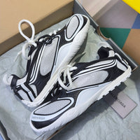 BAL Sneakers
