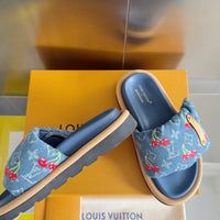 LOU Pool Pillow Sandals