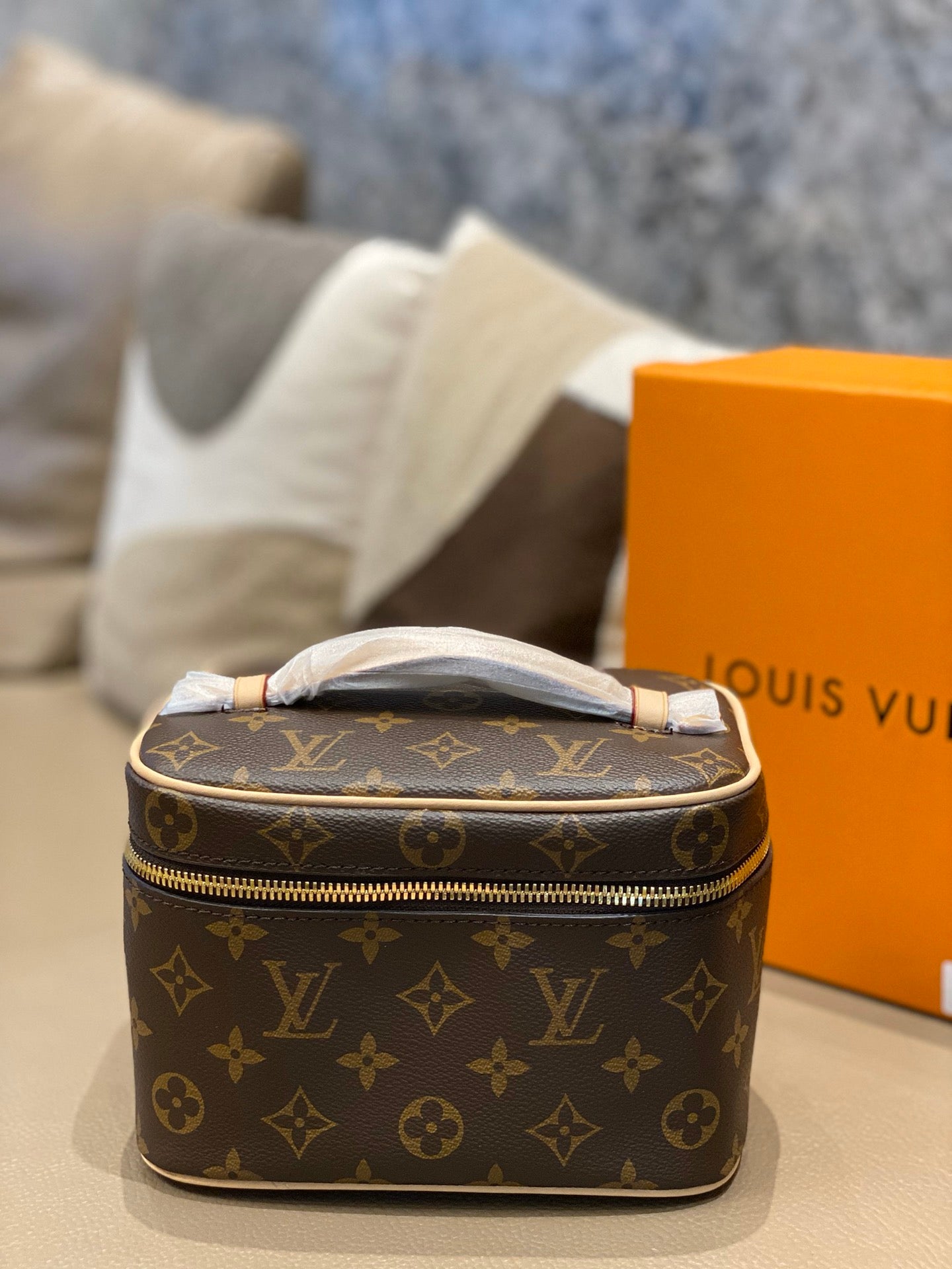 LOU Nice Bag