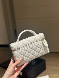 CC 26c Vanity Bag