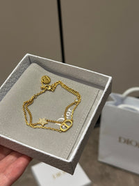 CD Crystal Star Bracelet