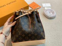 LOU Bucket Bag B