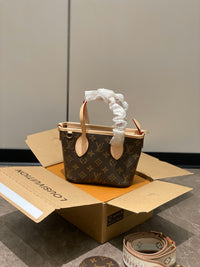 LOU Neverfull BB