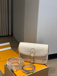 LOU Diane Bag