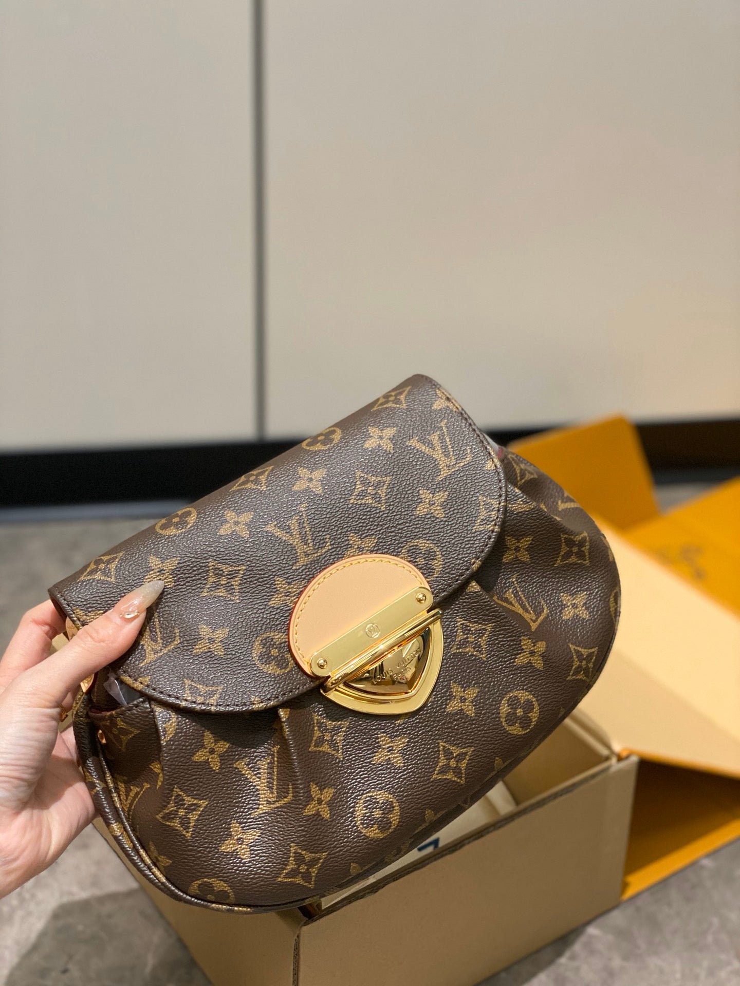 LOU Sunset Bag