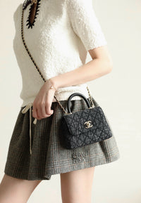 CC 26P Quilted Handle Clutch