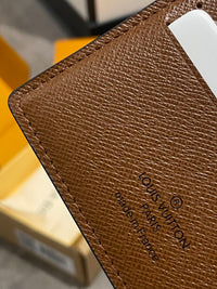 LOU Multiple Wallet