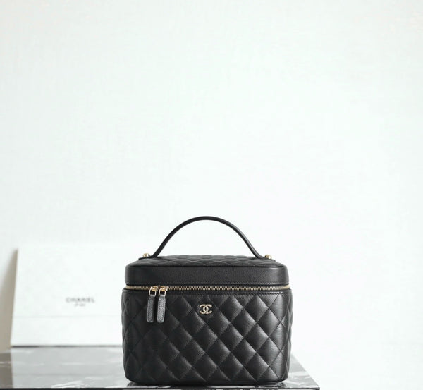 CC Caviar Quilted Large Vanity Pouch