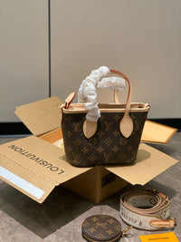 LOU Neverfull BB