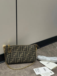 FD Baguette Pouch
