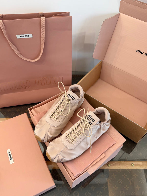 MIU M Plume Sneakers