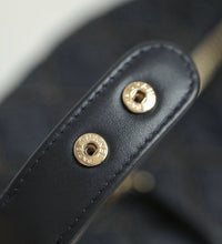 CC Hobo Clutch