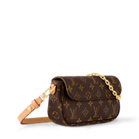 LV Ivy Wallet On Chain Bag