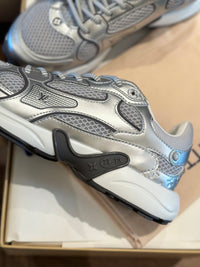 LOU Olympia Trainers