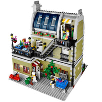 LEGO Creator Expert Parisian Restaurant 10243