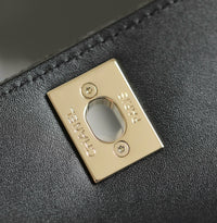 CC 26P Quilted Handle Clutch