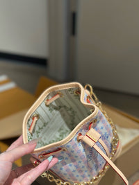 LOU 26w Nano Noé Bag
