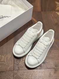 ALEXANDER MCQ Sneakers