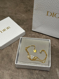 CD Crystal Star Bracelet