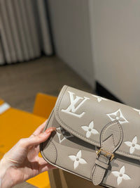 LOU Diane Bag