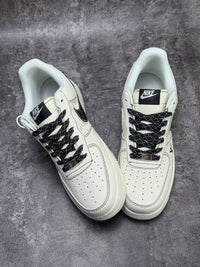 NIKE x LOU Air Force 1 Low