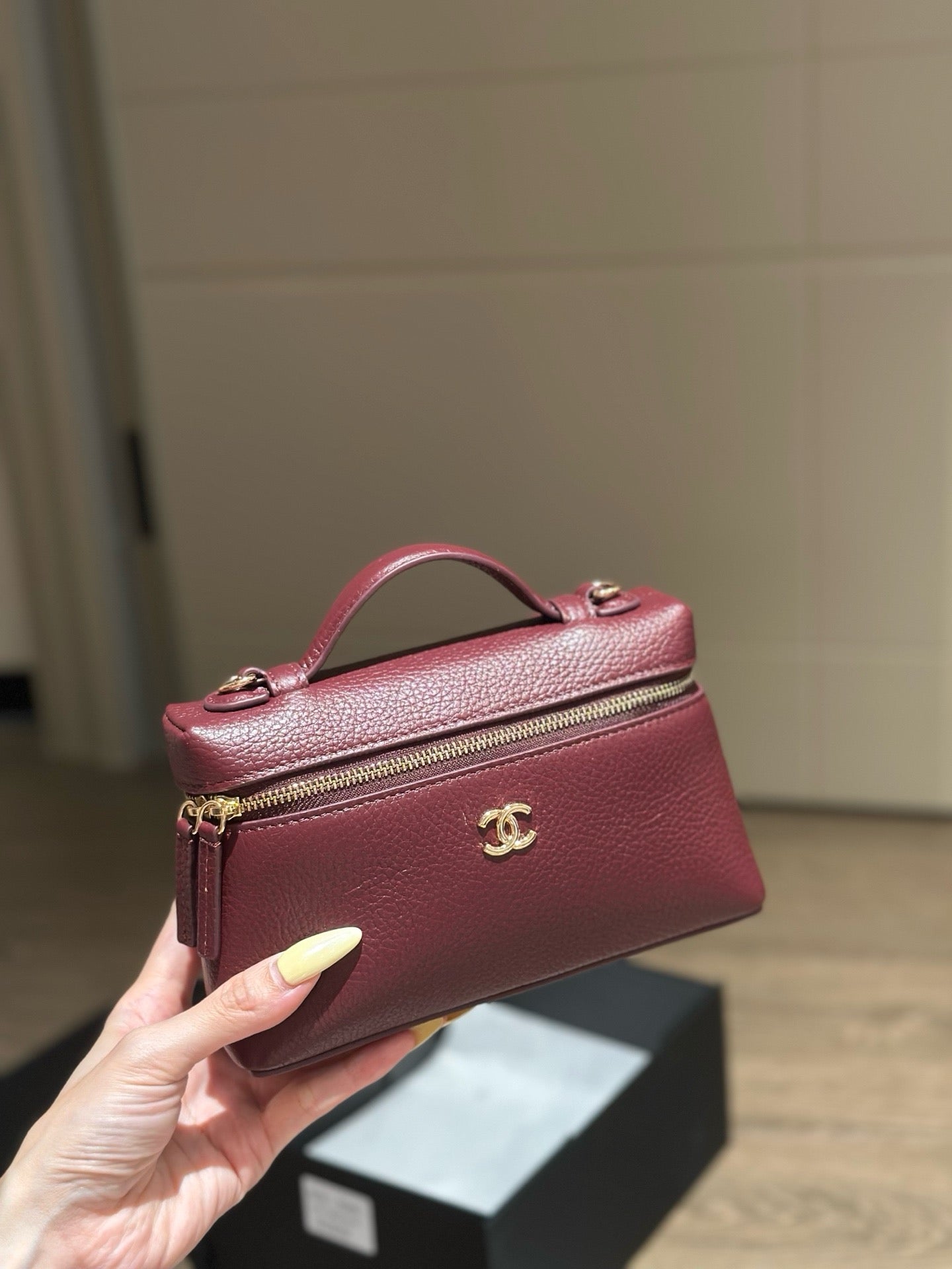 CC 26a Top Handle Vanity Bag