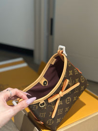LOU Nano Carryall Bag
