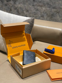 LOU Pocket Organizer