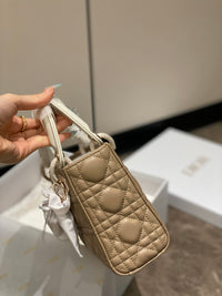 CD Mini Lady