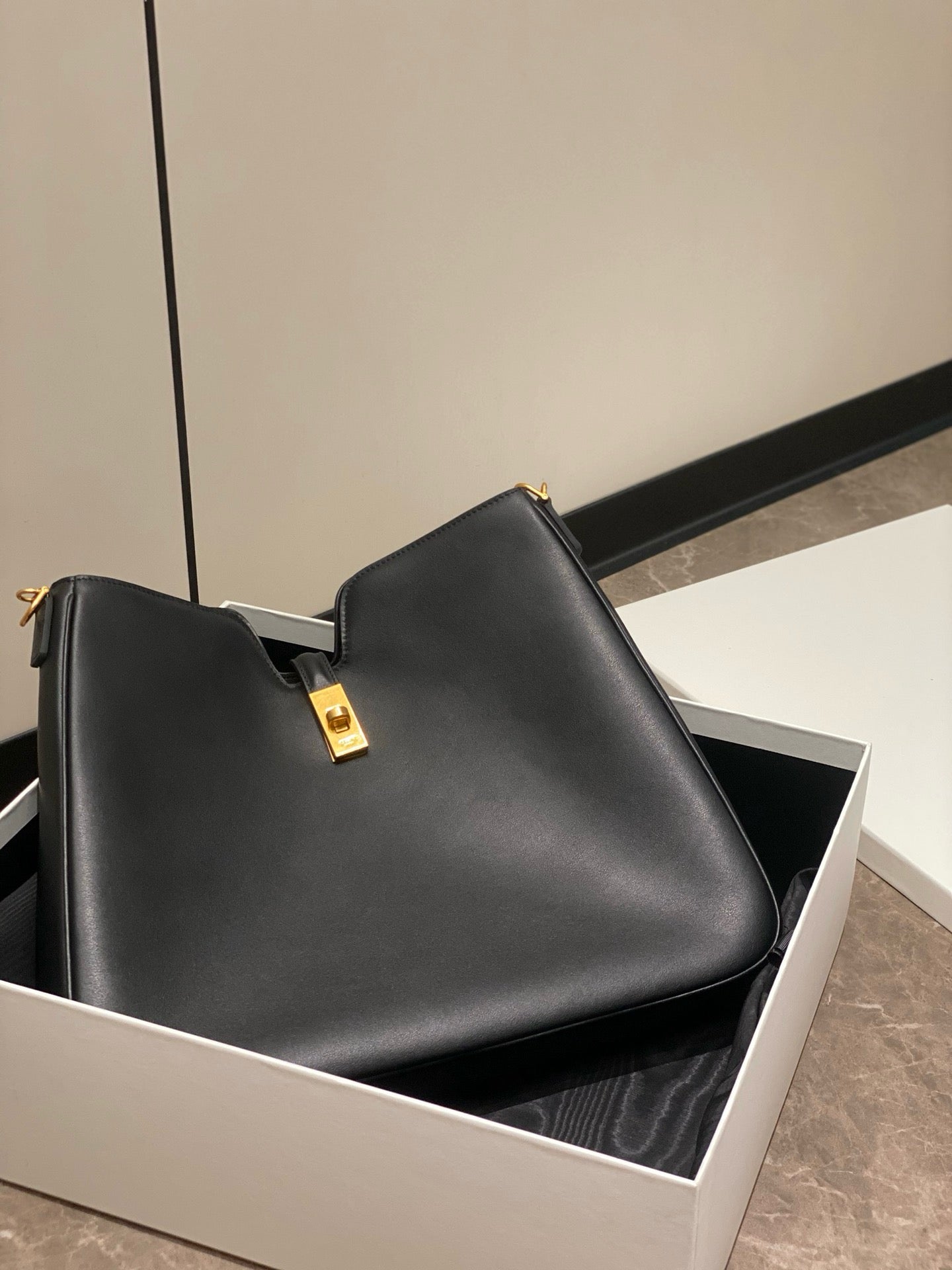 CL Camille 16 Soft Bag