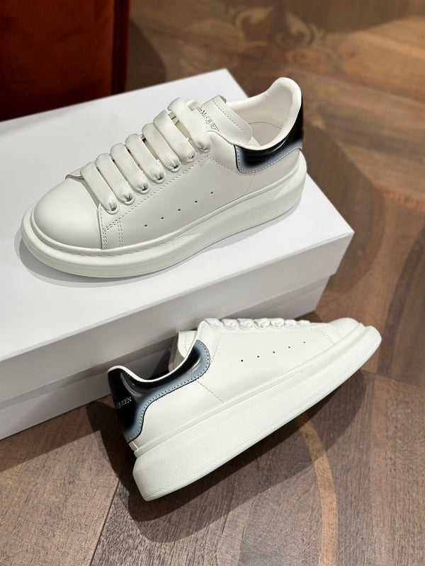 ALEXANDER MCQ Sneakers