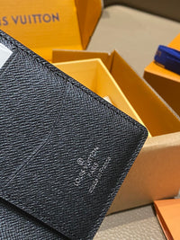 LOU Pocket Organizer
