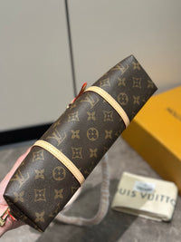 LOU Squire EW Bag