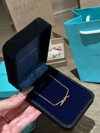 TIFF Knot Pendant necklace