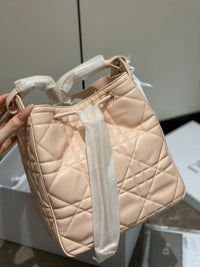 CD D-Motion Bucket Bag