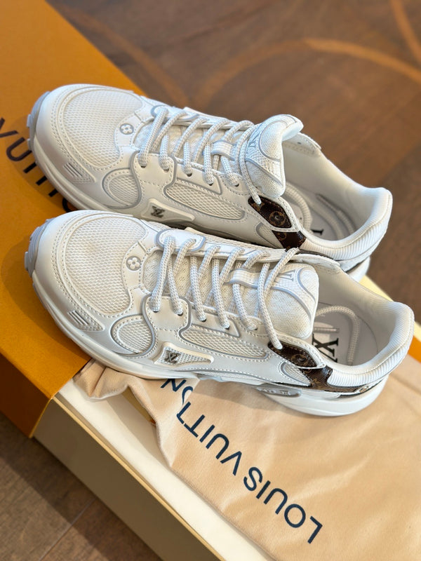 LOU Olympia Sneakers