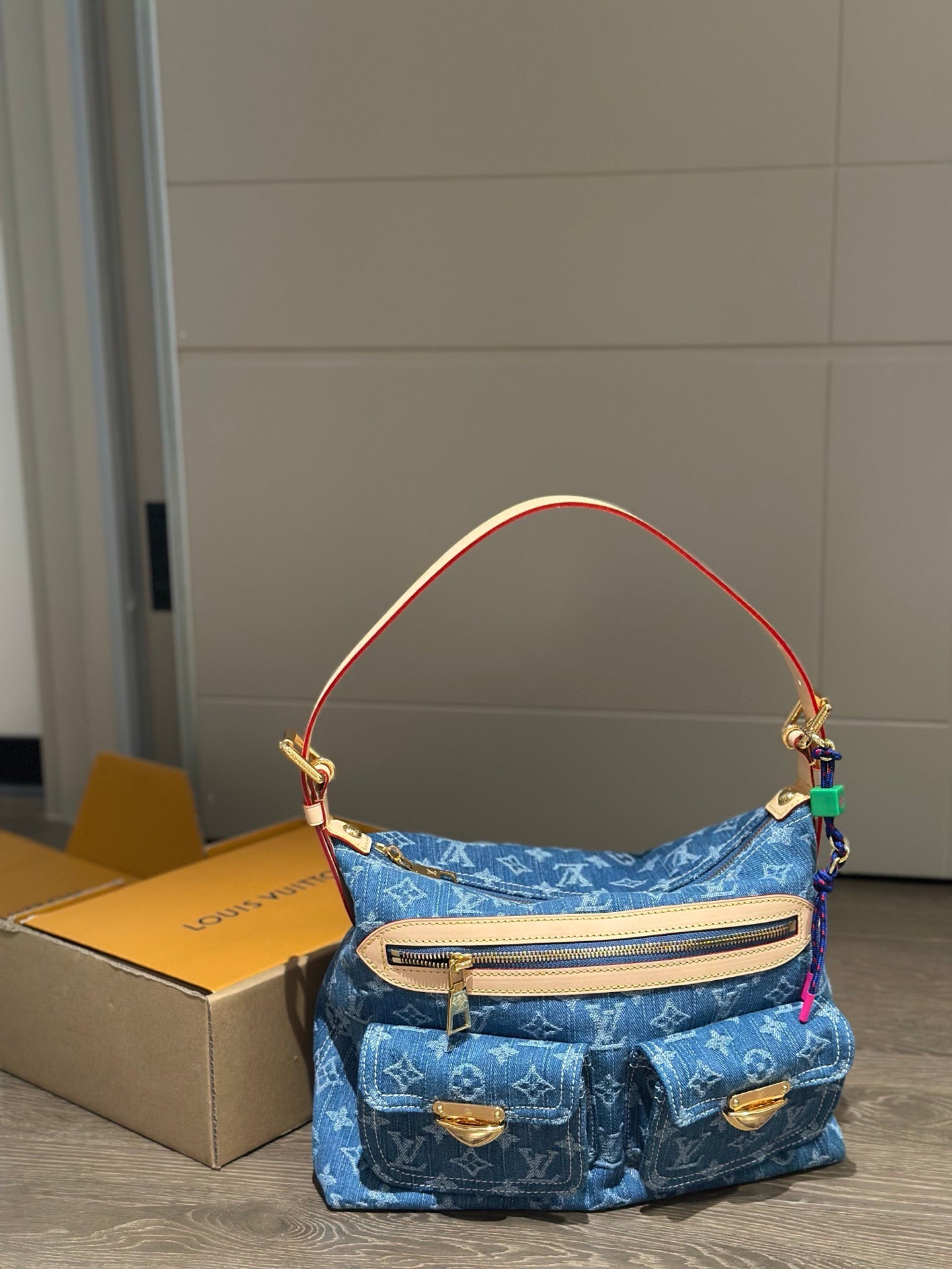 LOU Baggy Bag