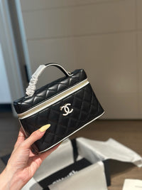 CC 26s Vanity Bag